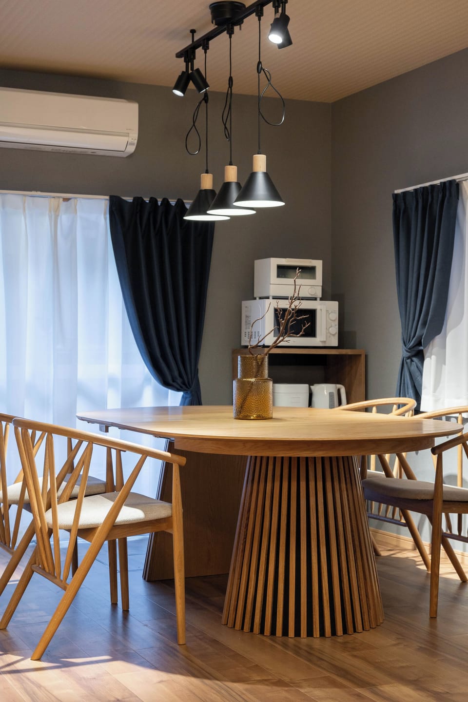 Apartment, Balcony | In-room dining