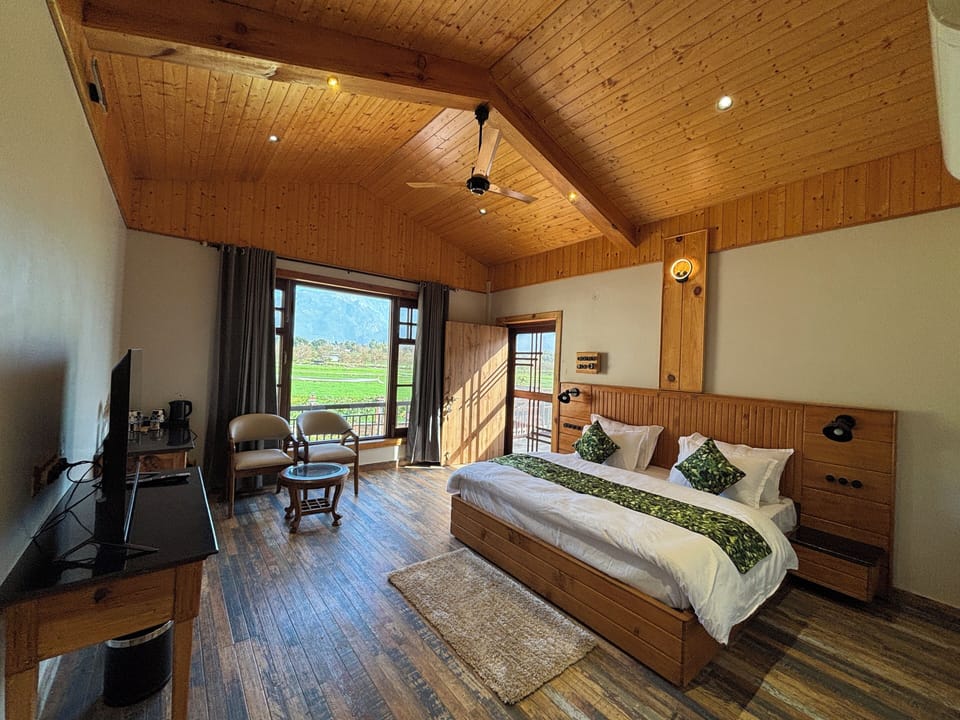 Premium Pine Chalet | Garden view