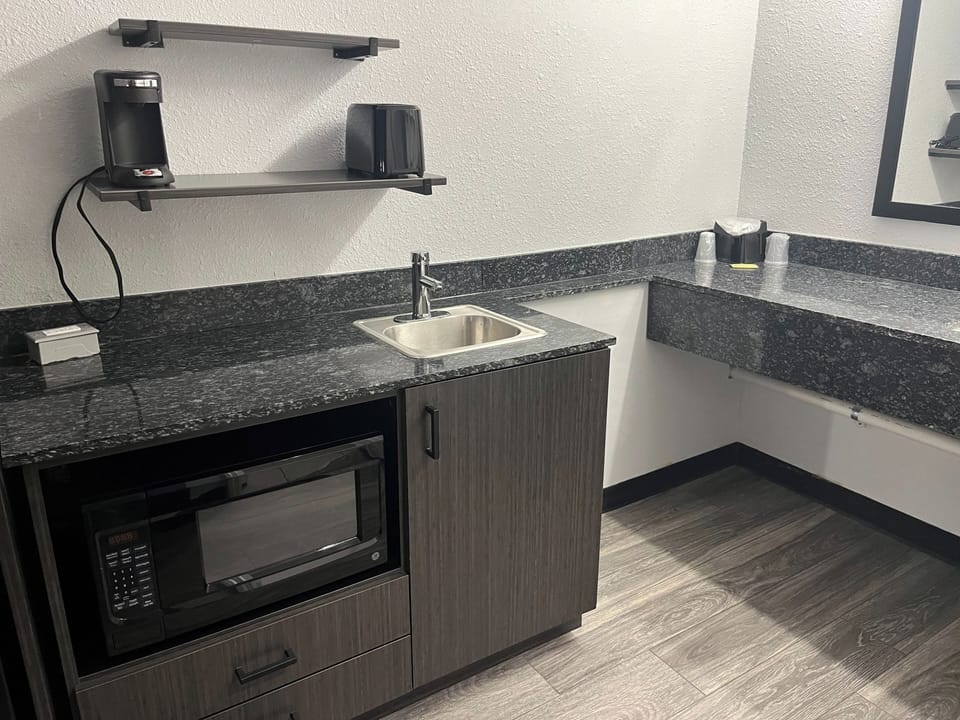 Private kitchenette