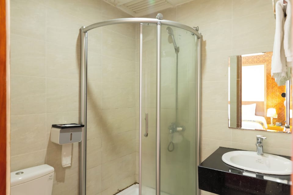 Deluxe Room, City View | Laptop workspace, free WiFi