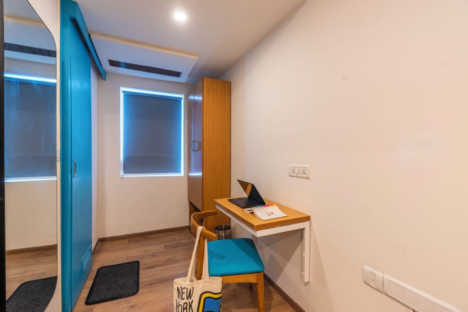 Deluxe Private AC Room with Ensuite Bathroom | Free WiFi