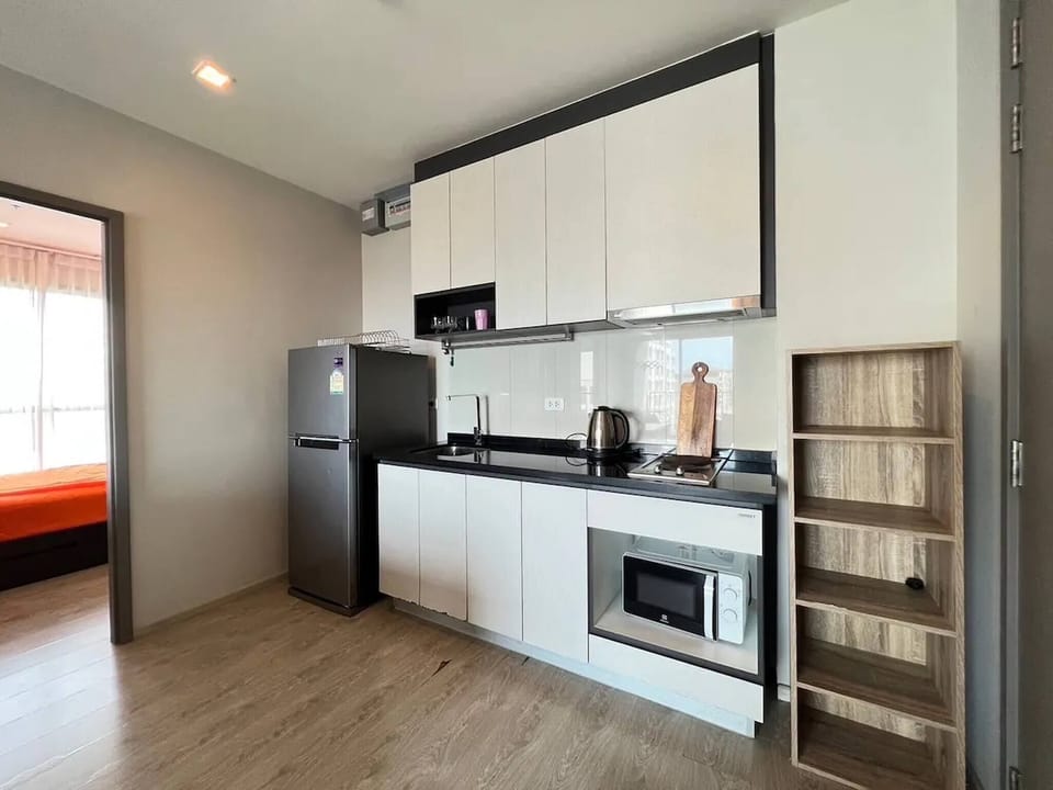 Condo, 2 Bedrooms, Accessible, Smoking | Interior