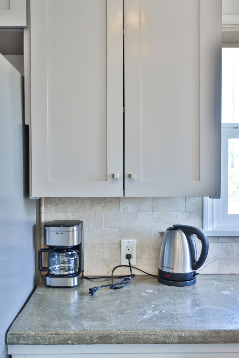 Condo, 1 Queen Bed | Coffee and/or coffee maker