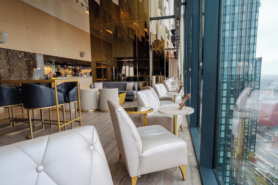 Cocktail bar