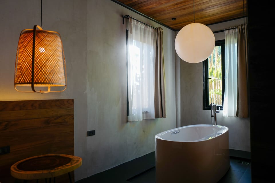 Family House, 2 Bedrooms | Deep soaking bathtub