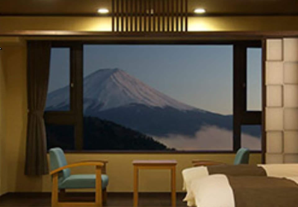 Modern Japanese Western Room with Mt. Fuji view (Child under 12 years old cannot be accommodated) | Balcony view