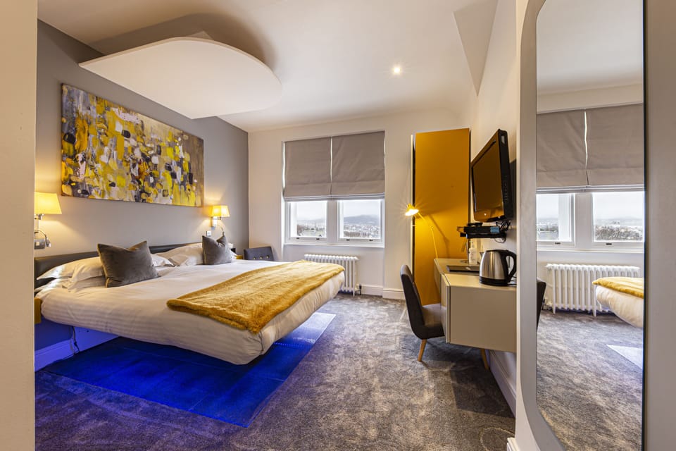 Superior Double Room, 1 King Bed | Premium bedding, individually decorated, individually furnished, desk