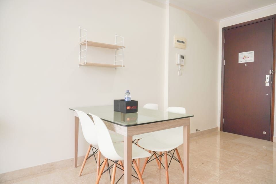 Standard Apartment | Dining room