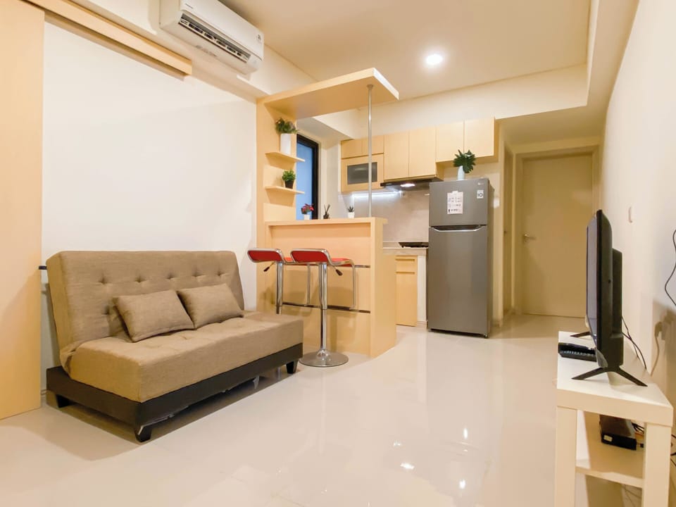 Standard Apartment | Living area