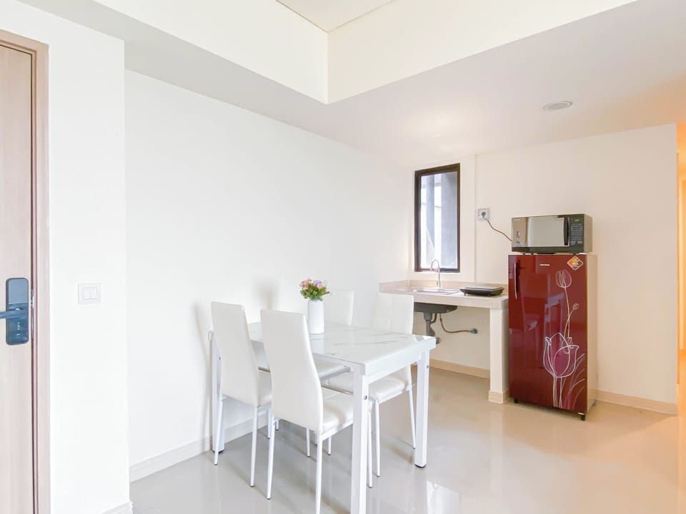 Standard Apartment | In-room dining