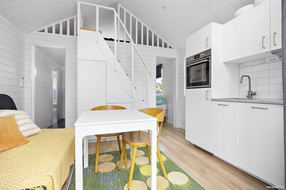Comfort Cabin | Living area