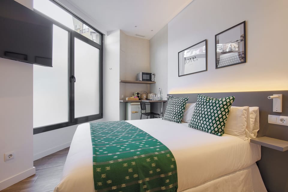 Double Room, Ground Floor | Iron/ironing board, free WiFi