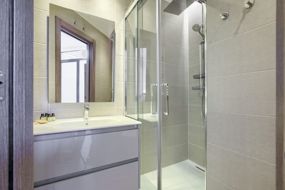 Double Room, Ground Floor | Bathroom | Shower, hair dryer, towels, soap