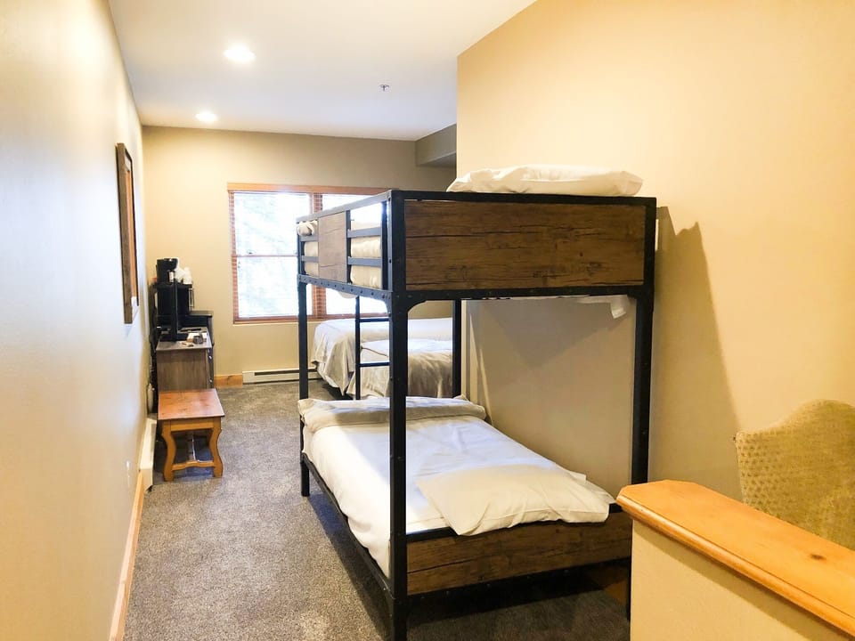 Room, 1 Bedroom | 1 bedroom, free WiFi