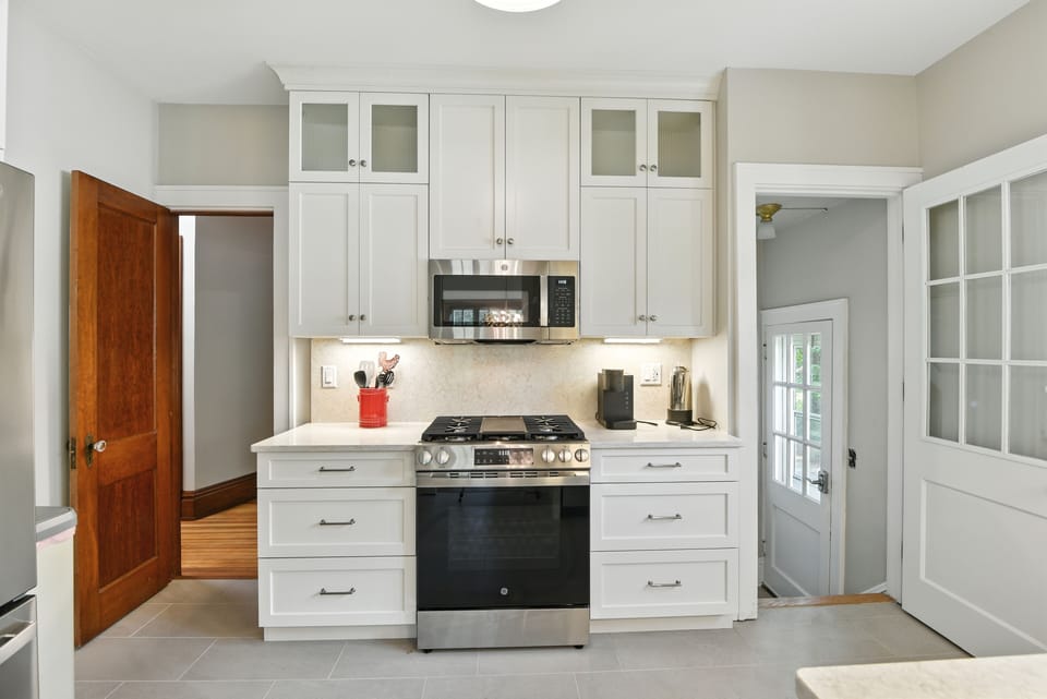 House, 3 Bedrooms | Private kitchen | Fridge, oven, coffee/tea maker, toaster