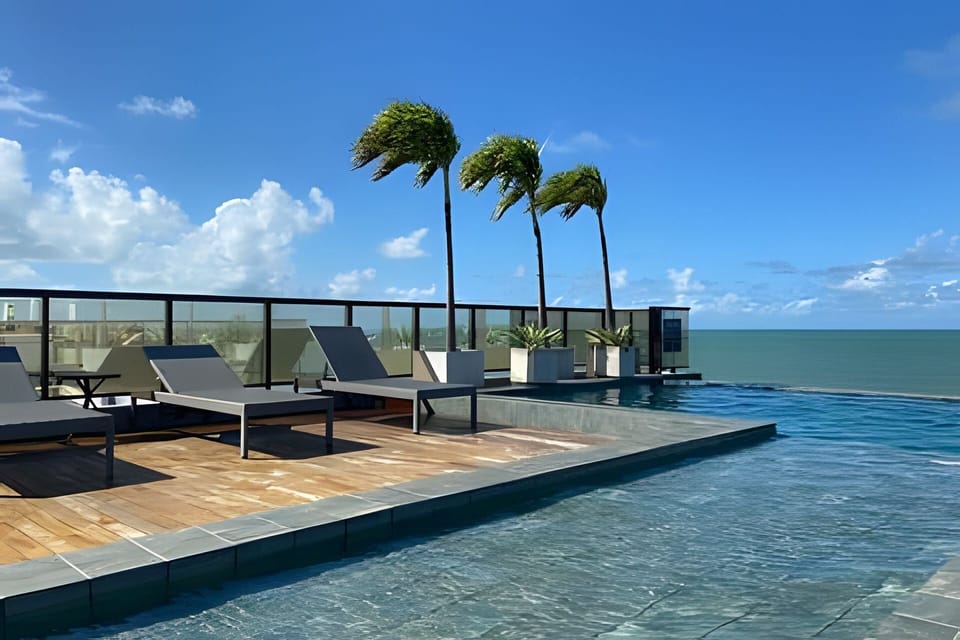 Suite | Pool | Outdoor pool