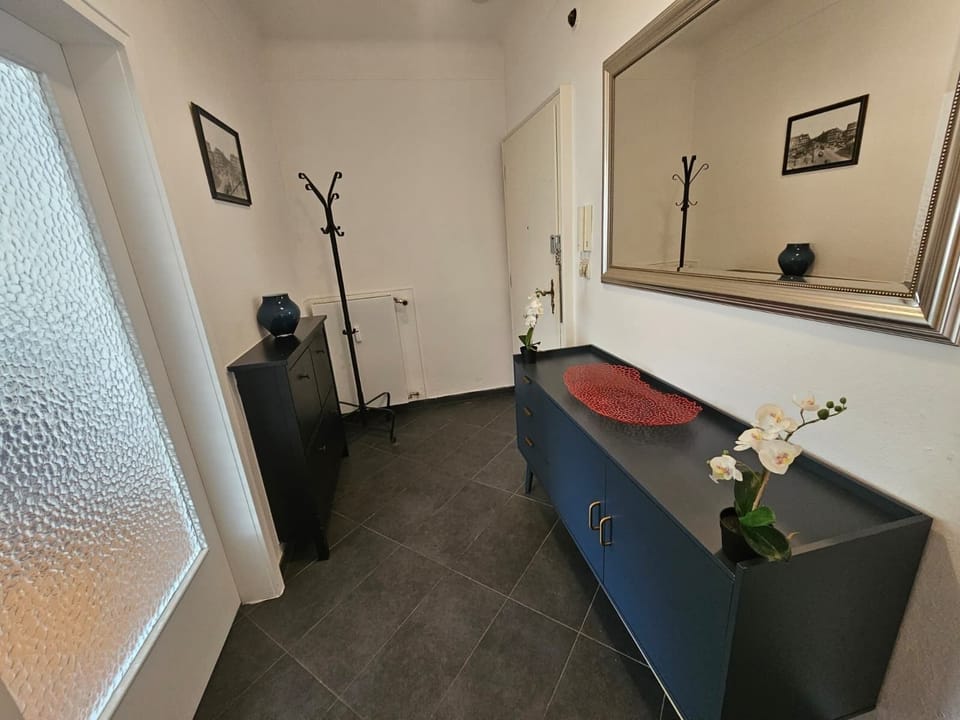 Iron/ironing board, free WiFi