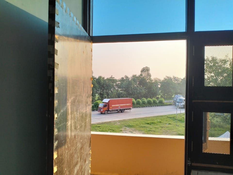 Deluxe Single Room, Garden View | Terrace/patio