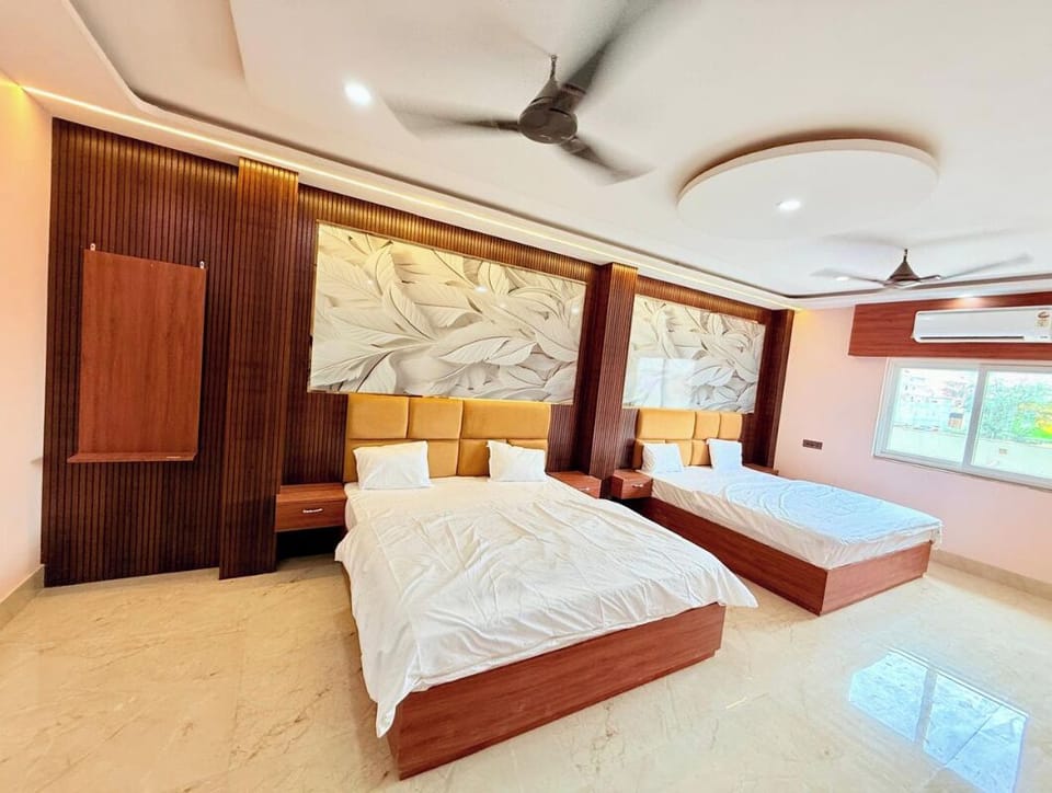 Family Room | Free WiFi