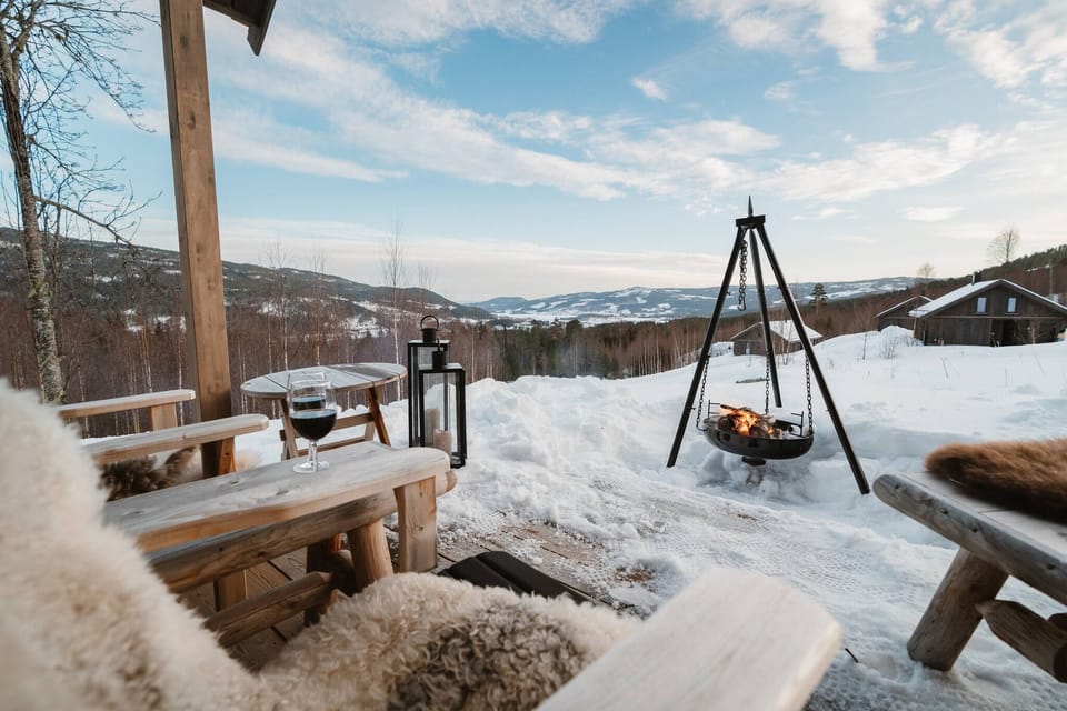 Cabin, 4 Bedrooms, Terrace, Lake View | Outdoor dining