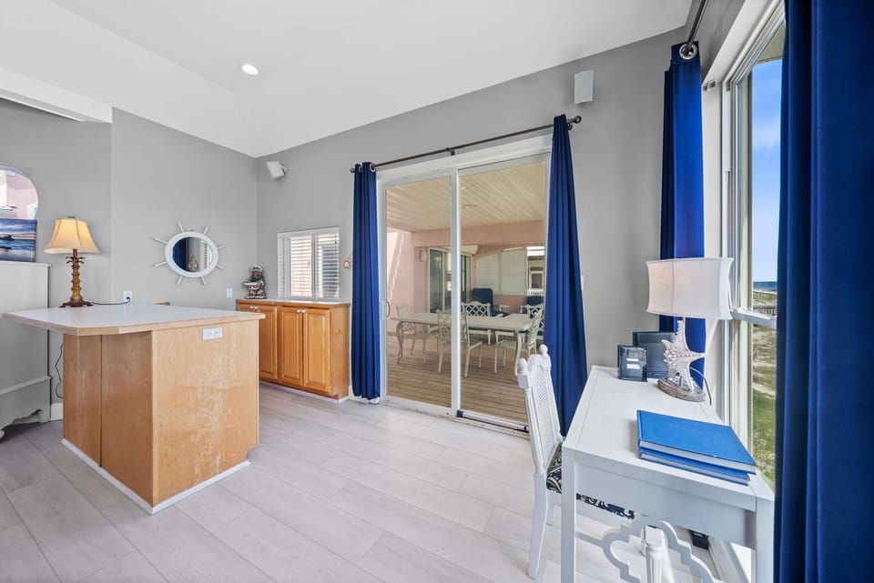 House, Multiple Beds (Candy Land) | Interior
