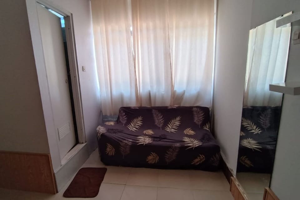 Deluxe Double Room | Desk, WiFi (free), bed sheets