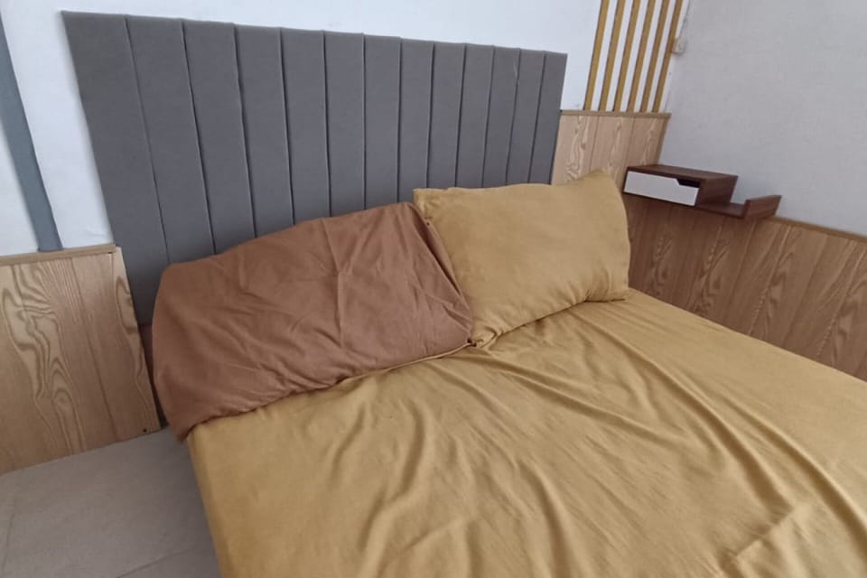 Standard Double Room | Desk, WiFi (free), bed sheets