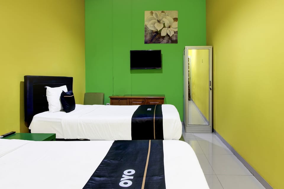 Deluxe Twin Room | Free WiFi, bed sheets