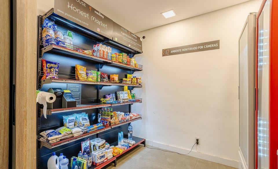 Basic Apartment | Gift shop