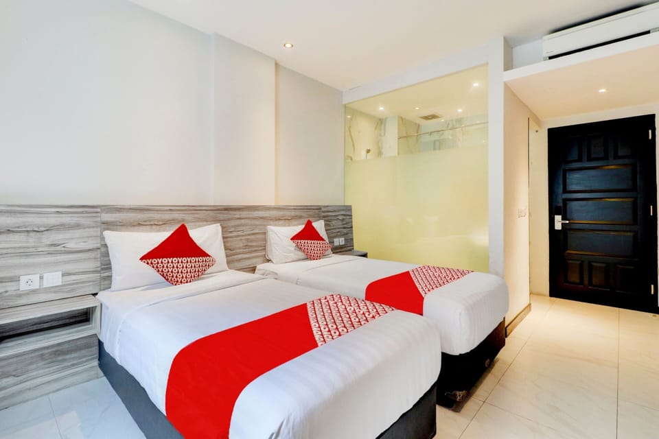 Deluxe Twin Room | Free WiFi, bed sheets