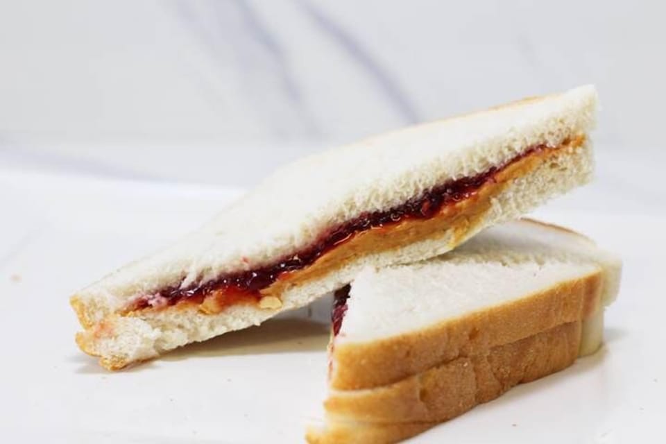 Daily cooked-to-order breakfast for a fee