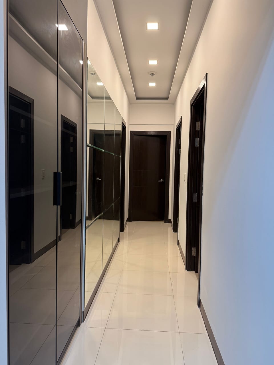 Condo, 3 Bedrooms, City View | Interior