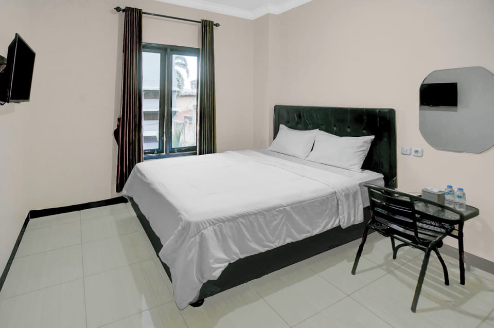 Deluxe Double Room | WiFi (free), bed sheets