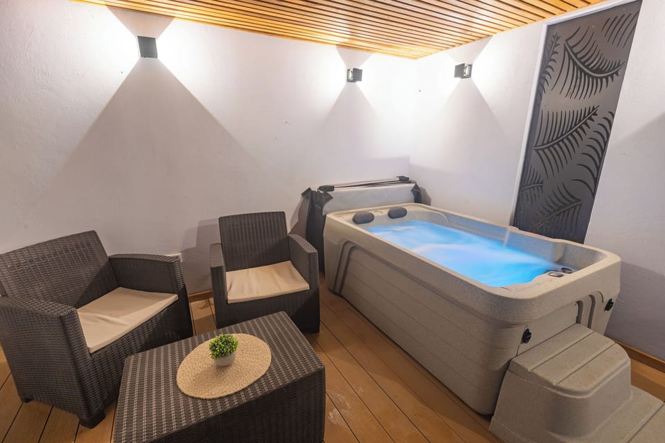 Standard Cabin, Balcony | Terrace/patio