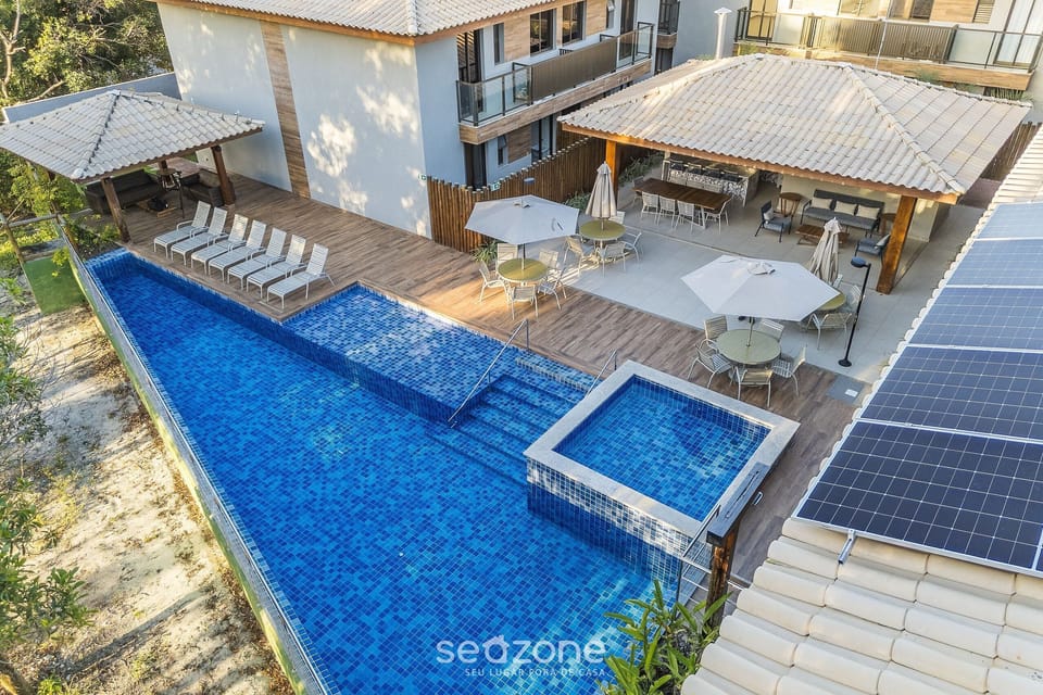 Basic Apartment | Pool