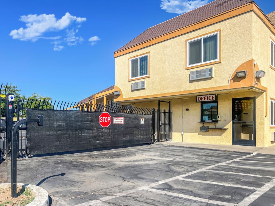 Value Suites Extended Stay Hotel in Sacramento