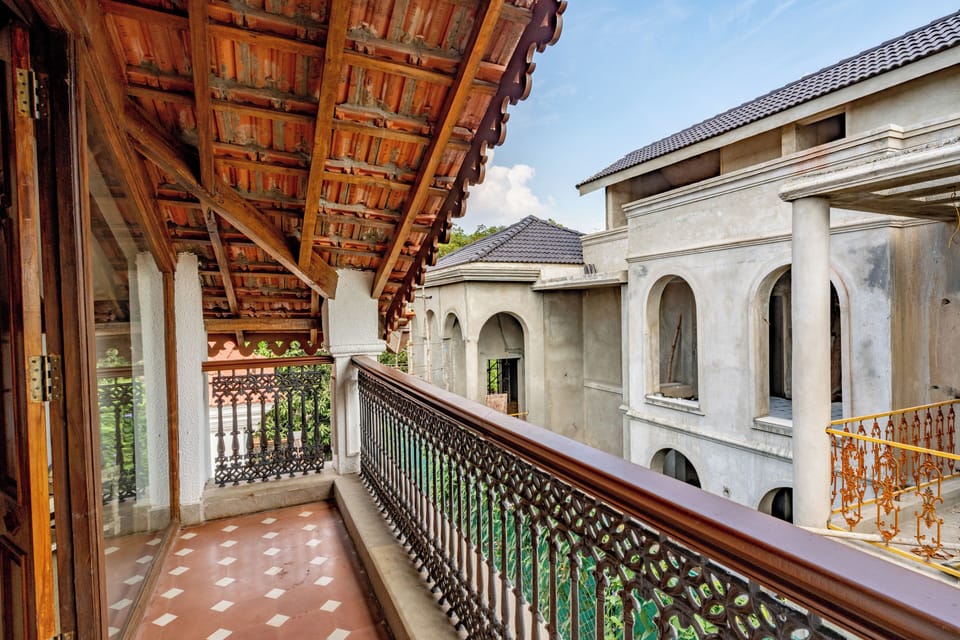 Double Room, Balcony, City View | Iron/ironing board, free WiFi