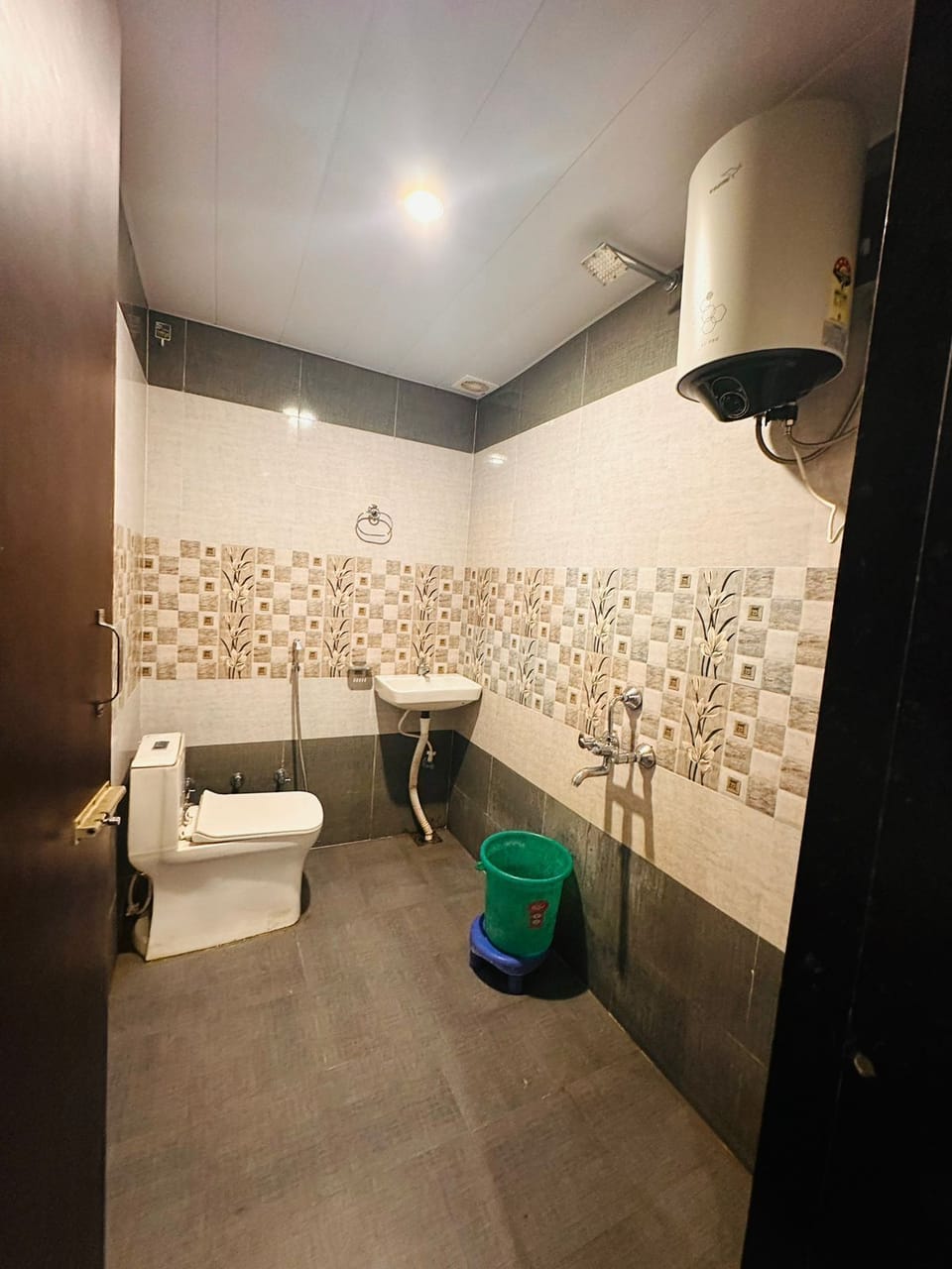 Double Room | Bathroom