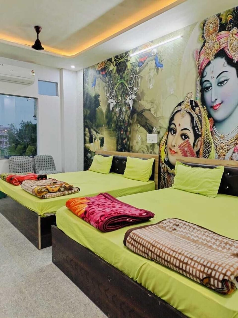 Family Room | WiFi (free), bed sheets