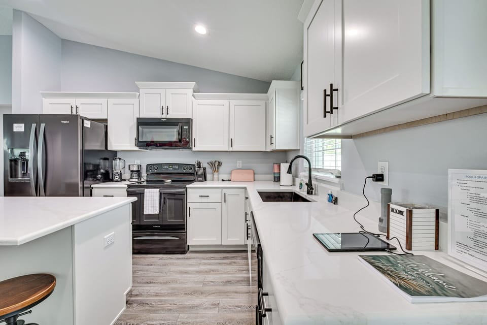 House (3 Bedrooms) | Interior
