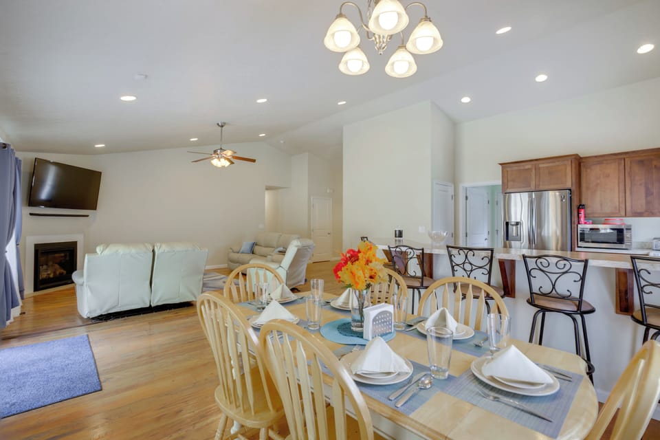 House (3 Bedrooms) | Interior
