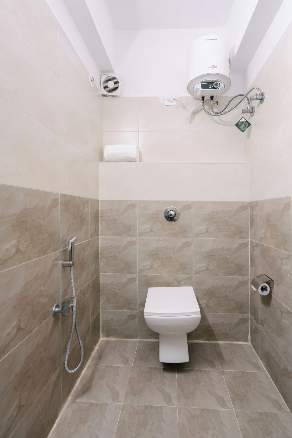 Standard Room | Bathroom | Free toiletries, soap, shampoo, toilet paper