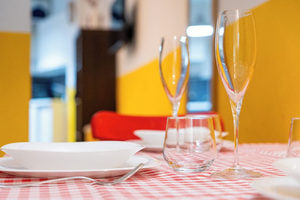 Apartment, 1 Bedroom, Air conditioning | Dining room