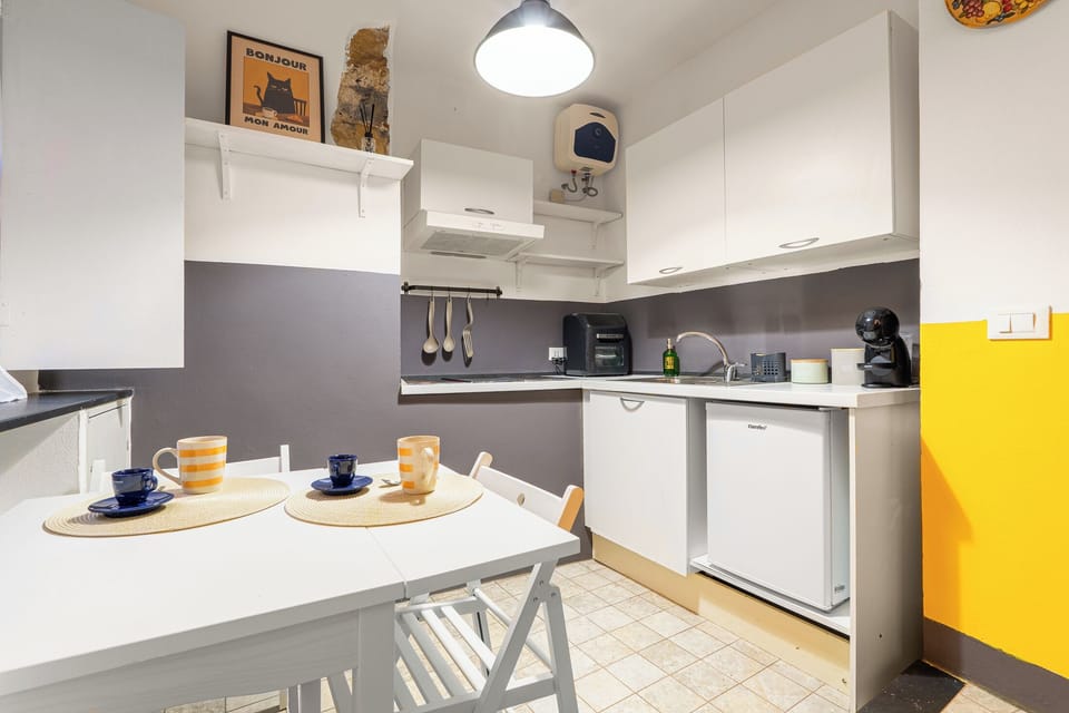 Apartment, 1 Bedroom, Air conditioning | Private kitchen | Electric kettle, highchair
