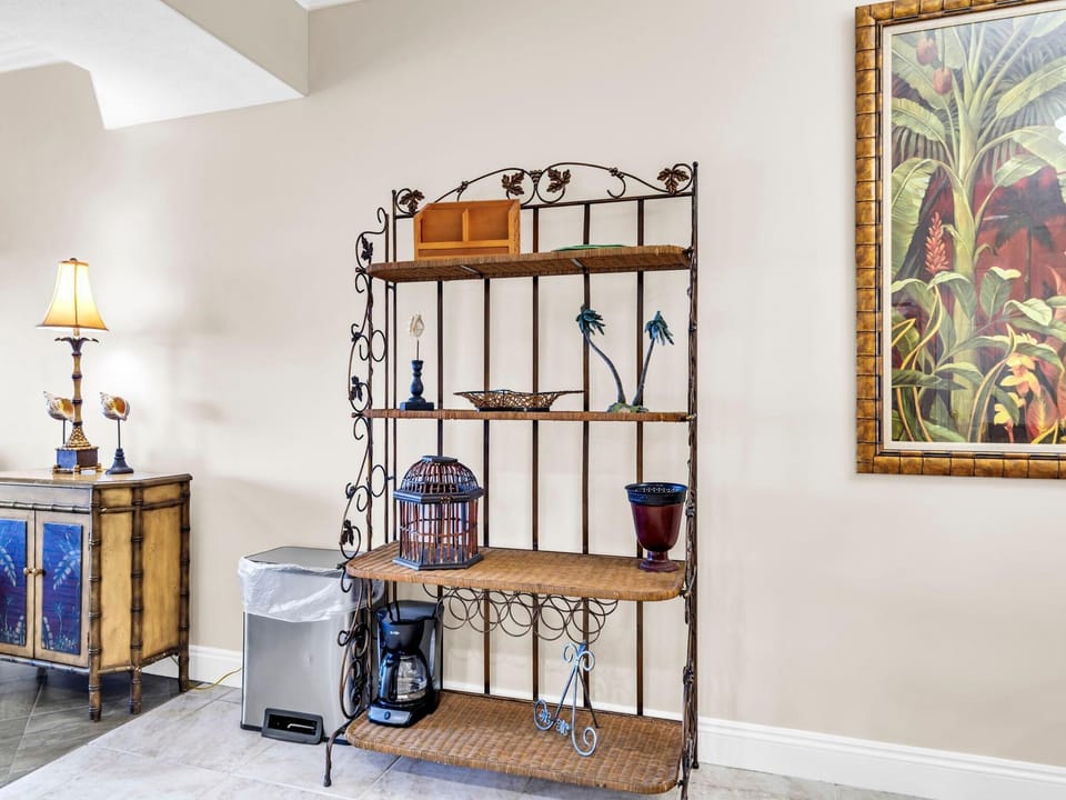 Condo, Multiple Beds (Treasure Island 1804) | Interior