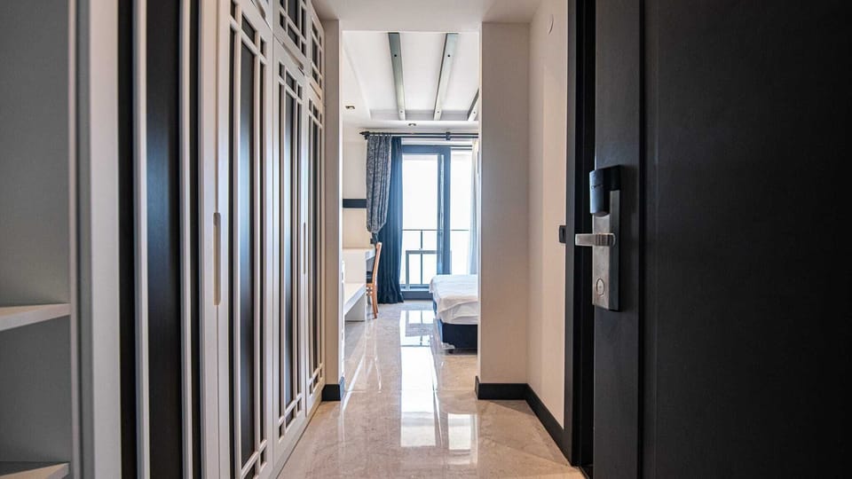Standard Double or Twin Room, Balcony, Sea View | In-room safe, desk, blackout drapes, soundproofing