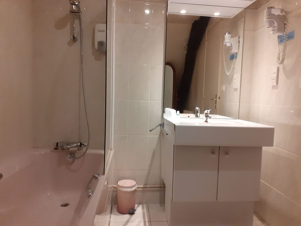 Hôtel de l'Ecu Hotel in Bourgogne-Franche-Comté