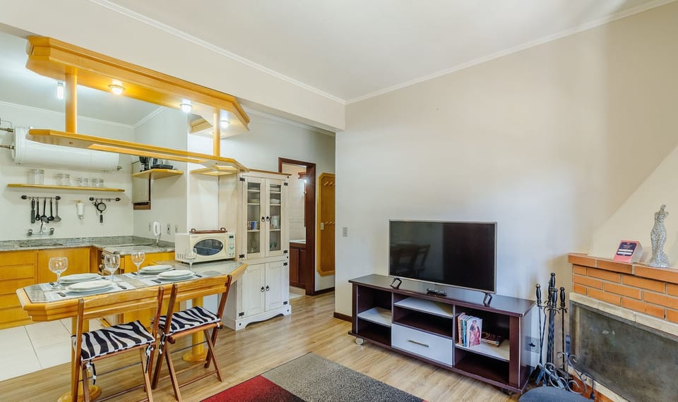 Basic Apartment | Interior