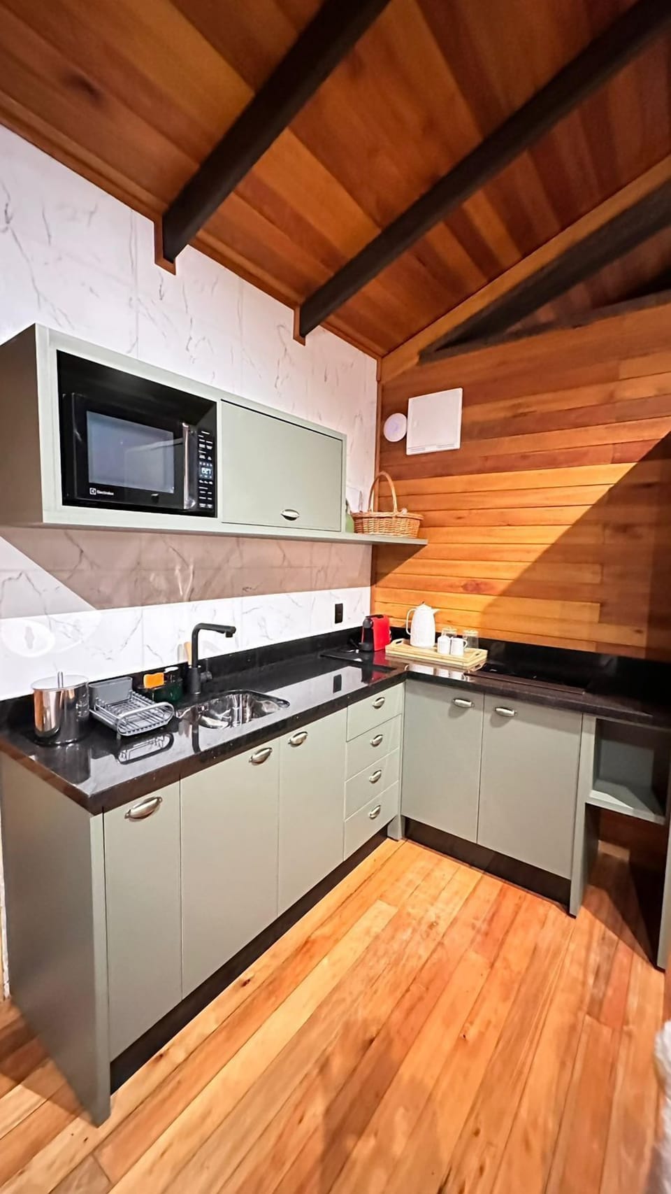 Deluxe Double Room, Patio | Private kitchen