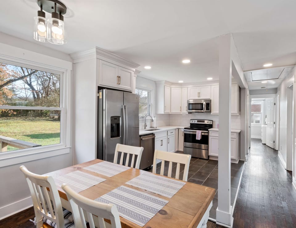 House, Multiple Beds, Patio, Garden View (Franklin Retreat) | Dining